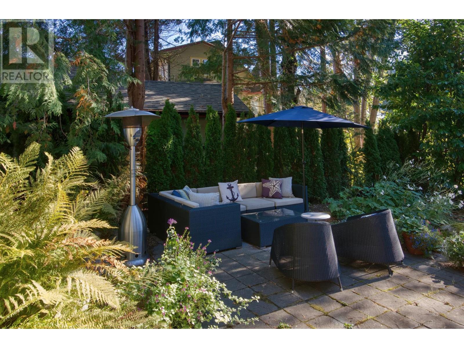 3258 Beach Avenue, Roberts Creek, British Columbia  V0N 2W2 - Photo 20 - R2980308