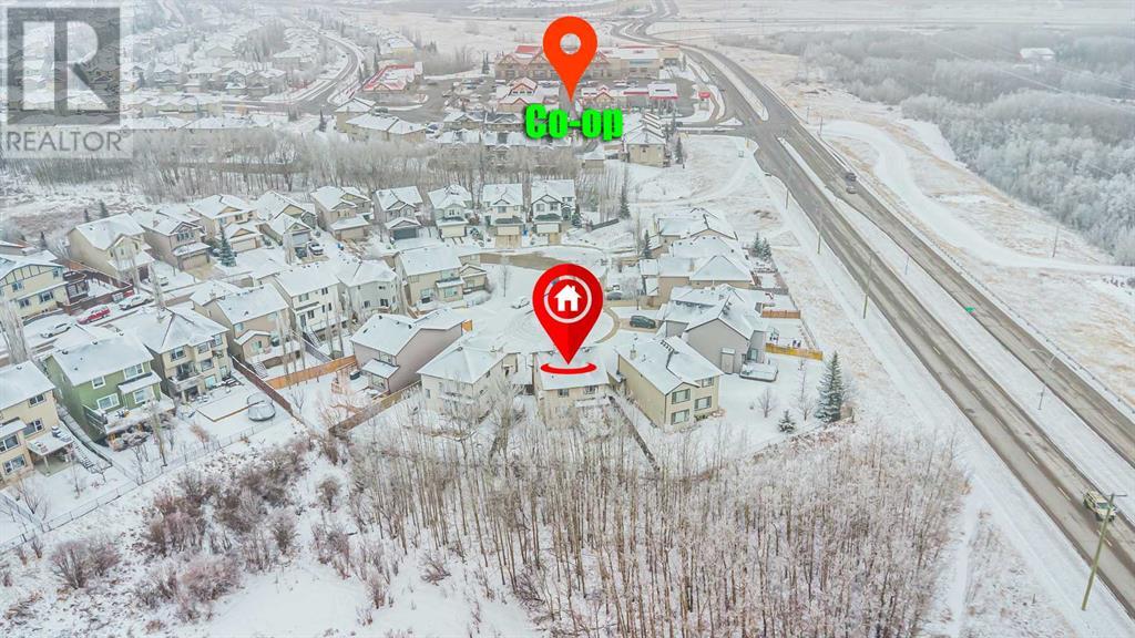 Property at 77 Rockyspring Point NW image 3