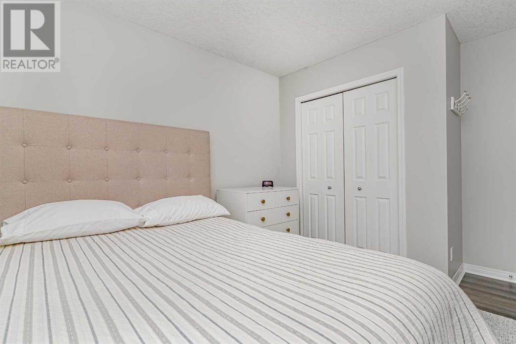 77 Rockyspring Point Nw, Calgary, Alberta  T3G 6A1 - Photo 30 - A2204044