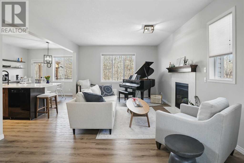 77 Rockyspring Point Nw, Calgary, Alberta  T3G 6A1 - Photo 7 - A2204044
