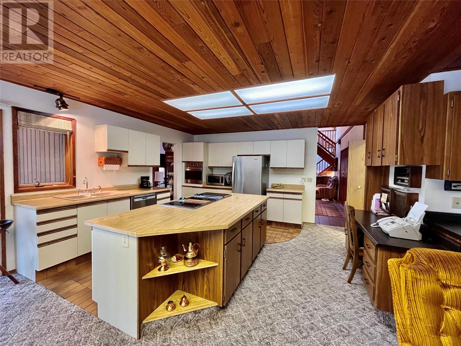 231 Glenacres Road, Nakusp, British Columbia  V0G 1R0 - Photo 13 - 10339305