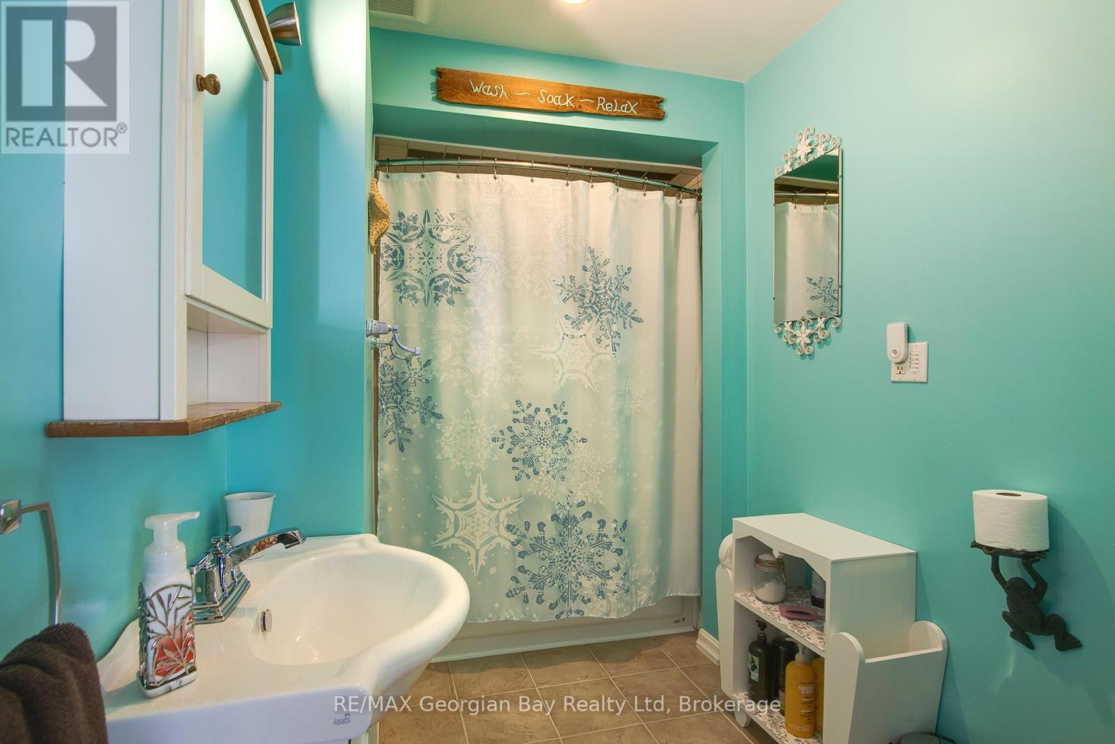 6527 93 Highway, Tay, Ontario  L0L 1P0 - Photo 15 - S12032347
