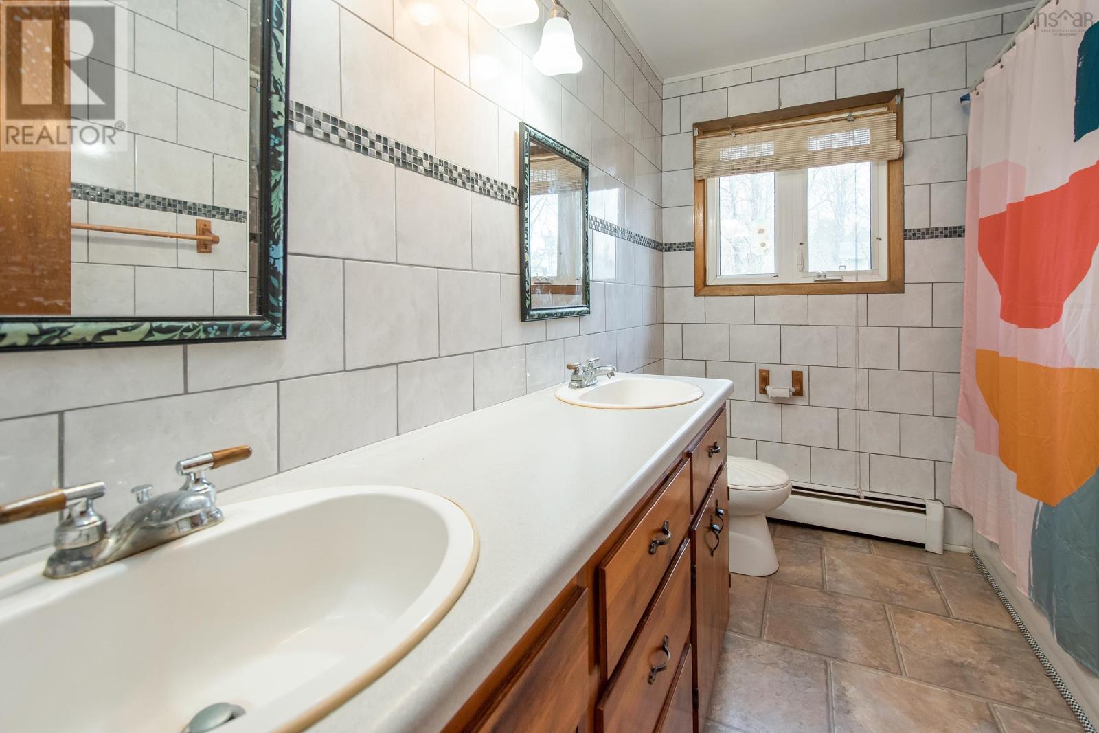 2663 Scotia Street, Coldbrook, Nova Scotia  B4R 1B1 - Photo 17 - 202505416