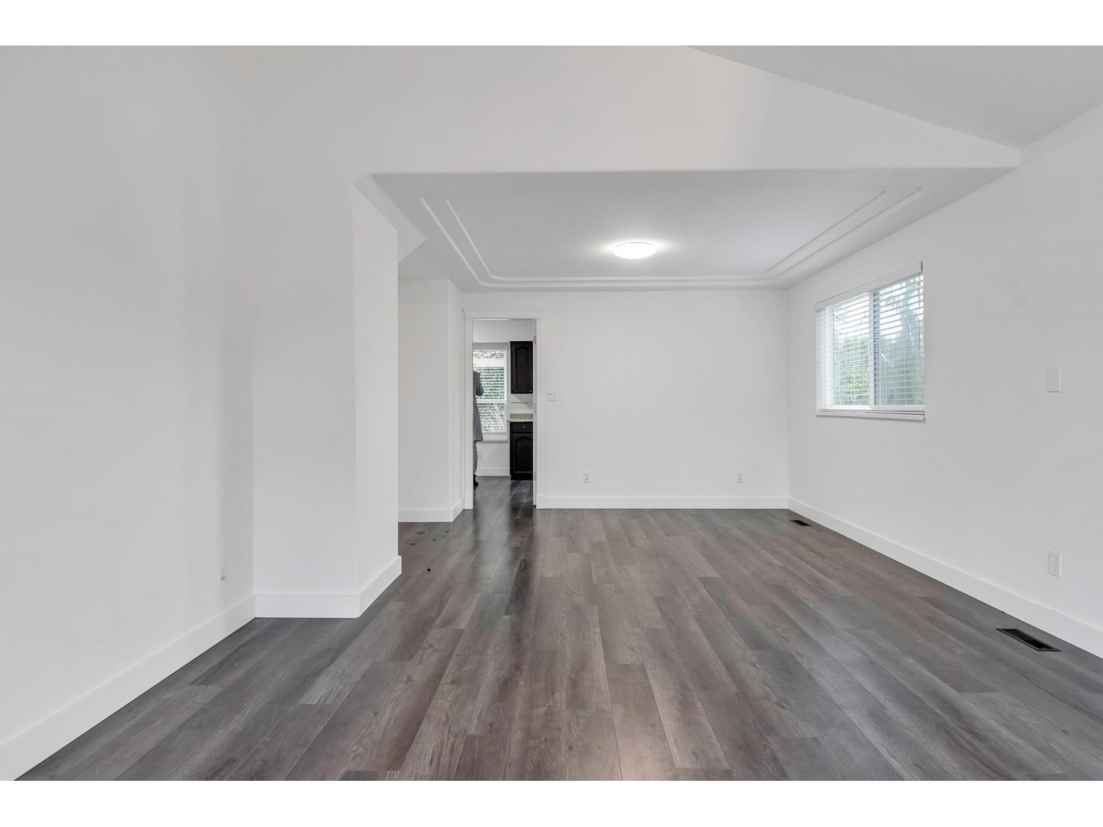 Property at 18822 63A AVENUE image 4