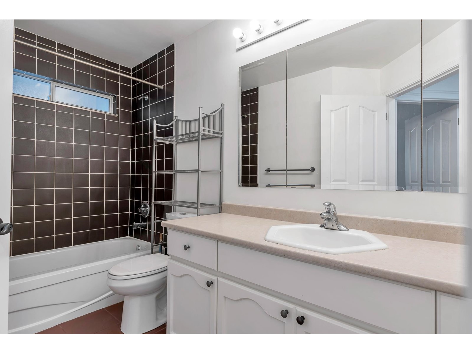 18822 63a Avenue, Surrey, British Columbia  V3S 7W3 - Photo 26 - R2962249