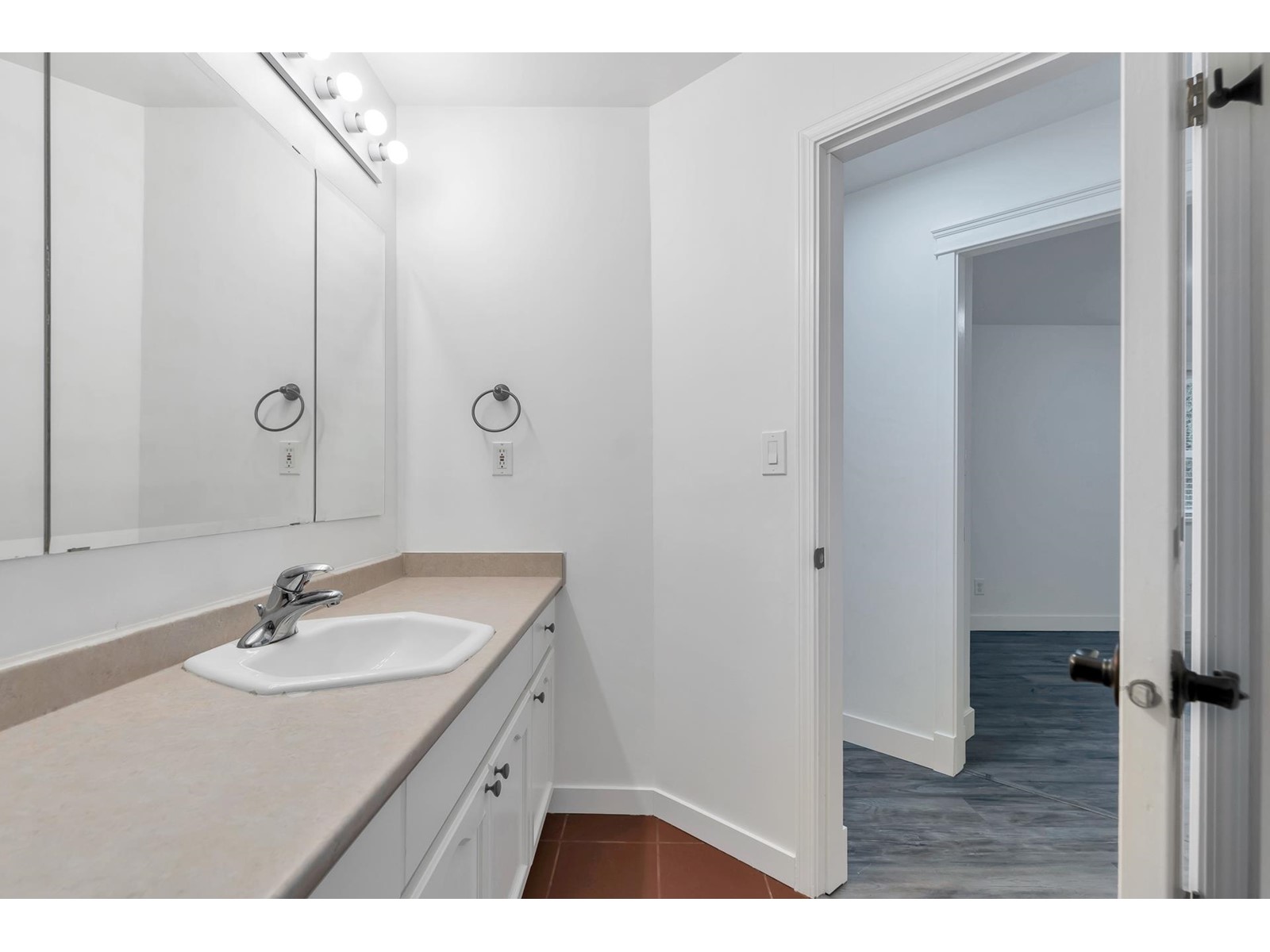 18822 63a Avenue, Surrey, British Columbia  V3S 7W3 - Photo 28 - R2962249