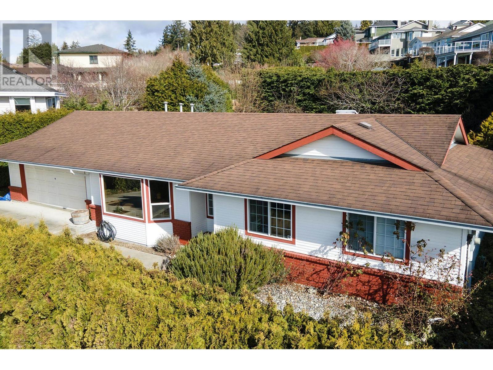Property at 5078 BAY ROAD image 1