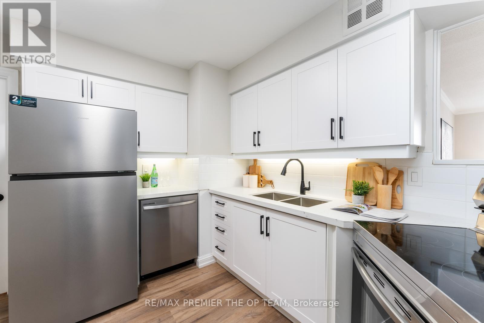 1912 - 3605 Kariya Drive, Mississauga, Ontario  L5B 3J4 - Photo 16 - W12032294