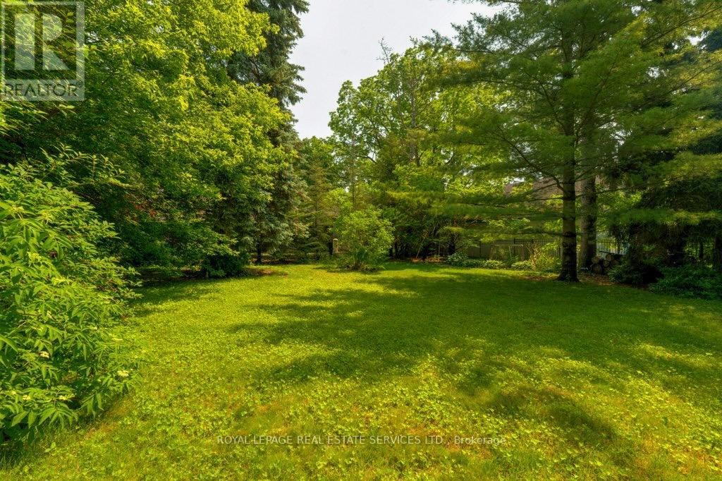 81 Chartwell Road, Oakville, Ontario  L6J 3Z3 - Photo 35 - W12032320