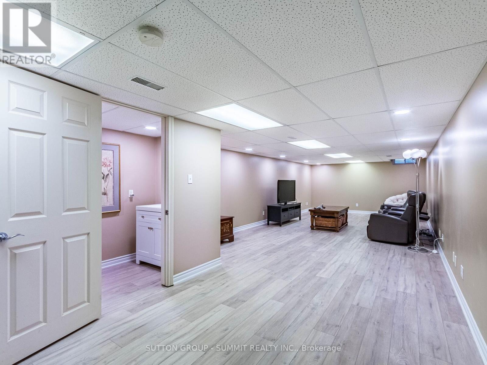 24 - 484 Millen Road, Hamilton, Ontario  L8E 6G4 - Photo 28 - X12032287