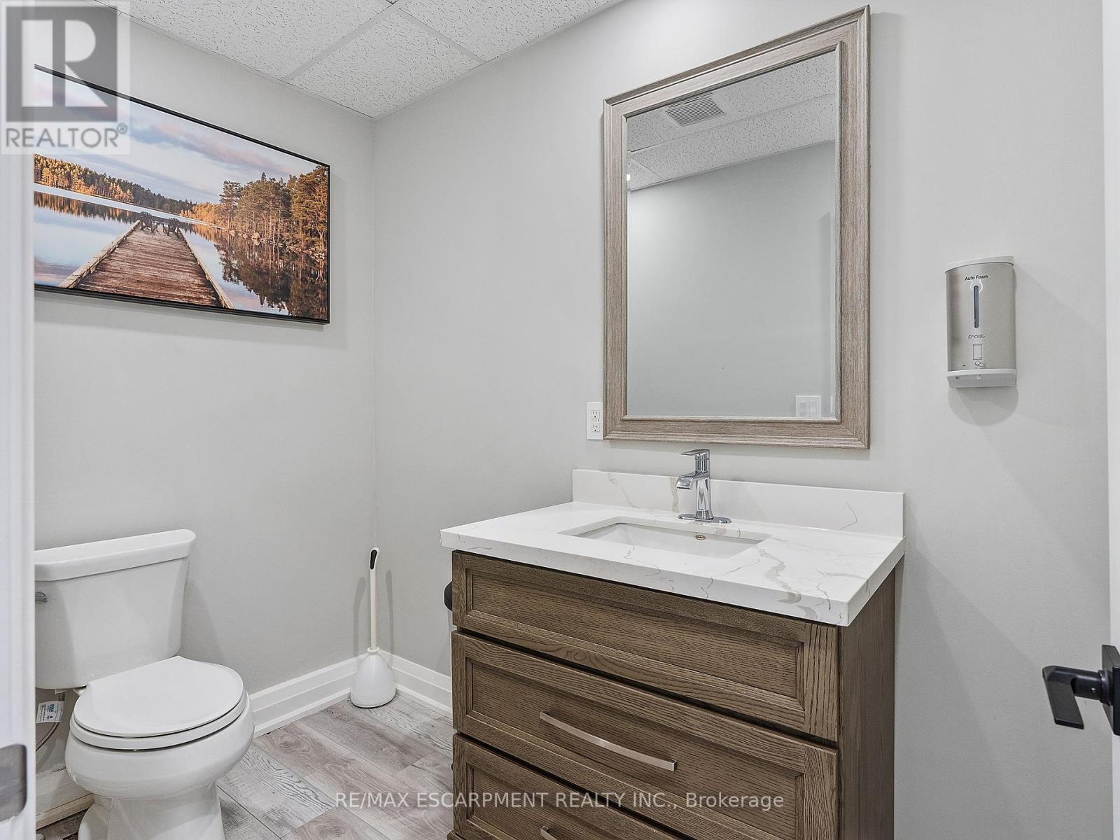64 Argyle Street N, Haldimand, Ontario  N3W 1B9 - Photo 24 - X12032298