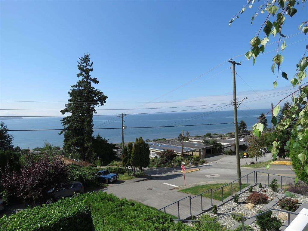 Property at 14815 HARDIE AVENUE image 4