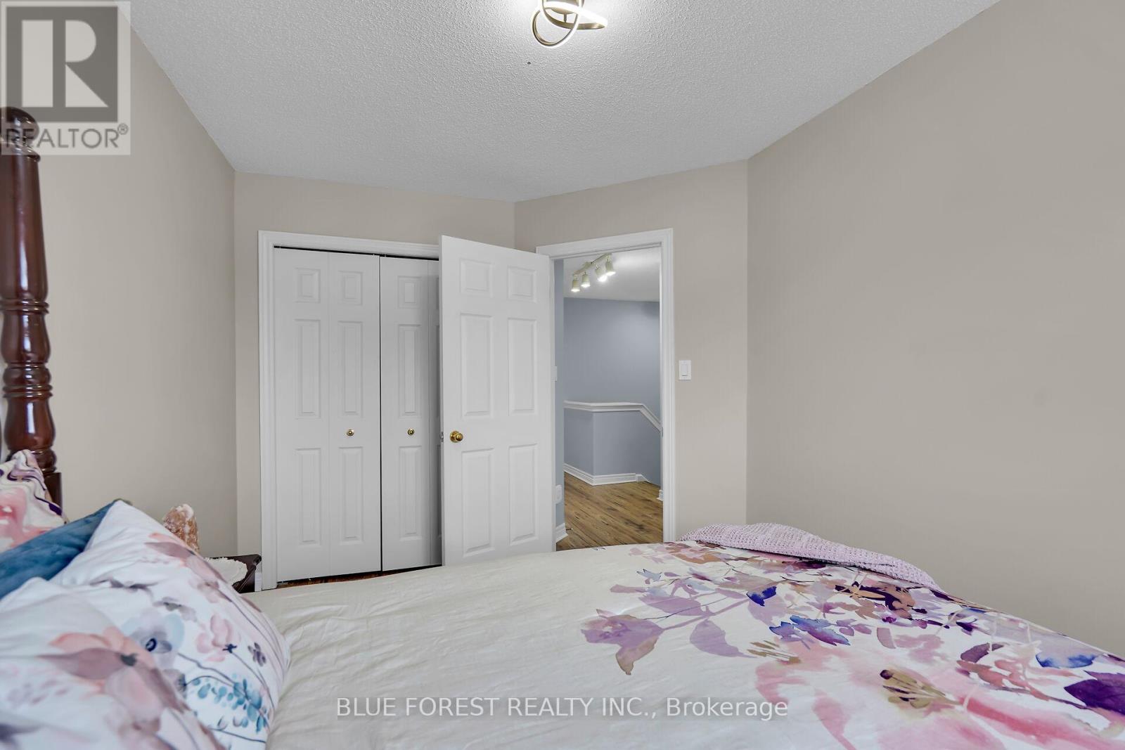 Photo 30 of 50 for 564 North Leaksdale Circle