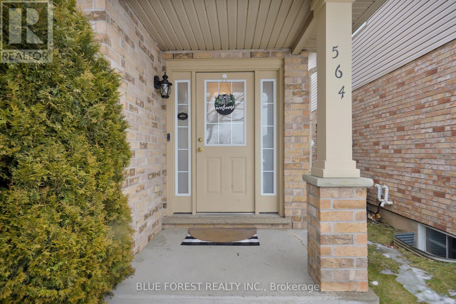 Photo 4 of 50 for 564 North Leaksdale Circle