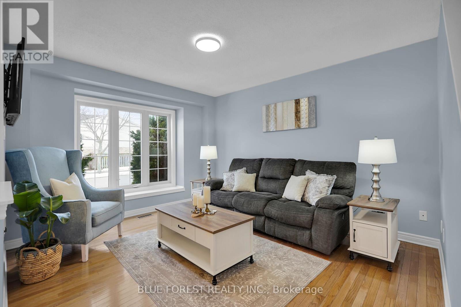 Photo 7 of 50 for 564 North Leaksdale Circle