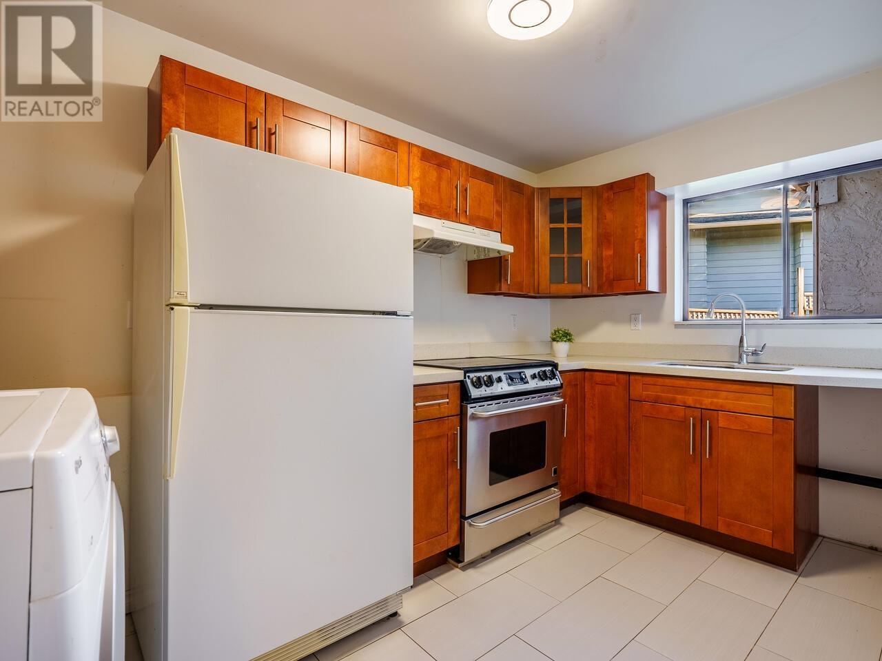 2555 Passage Drive, Coquitlam, British Columbia  V3H 3G4 - Photo 17 - R2971709