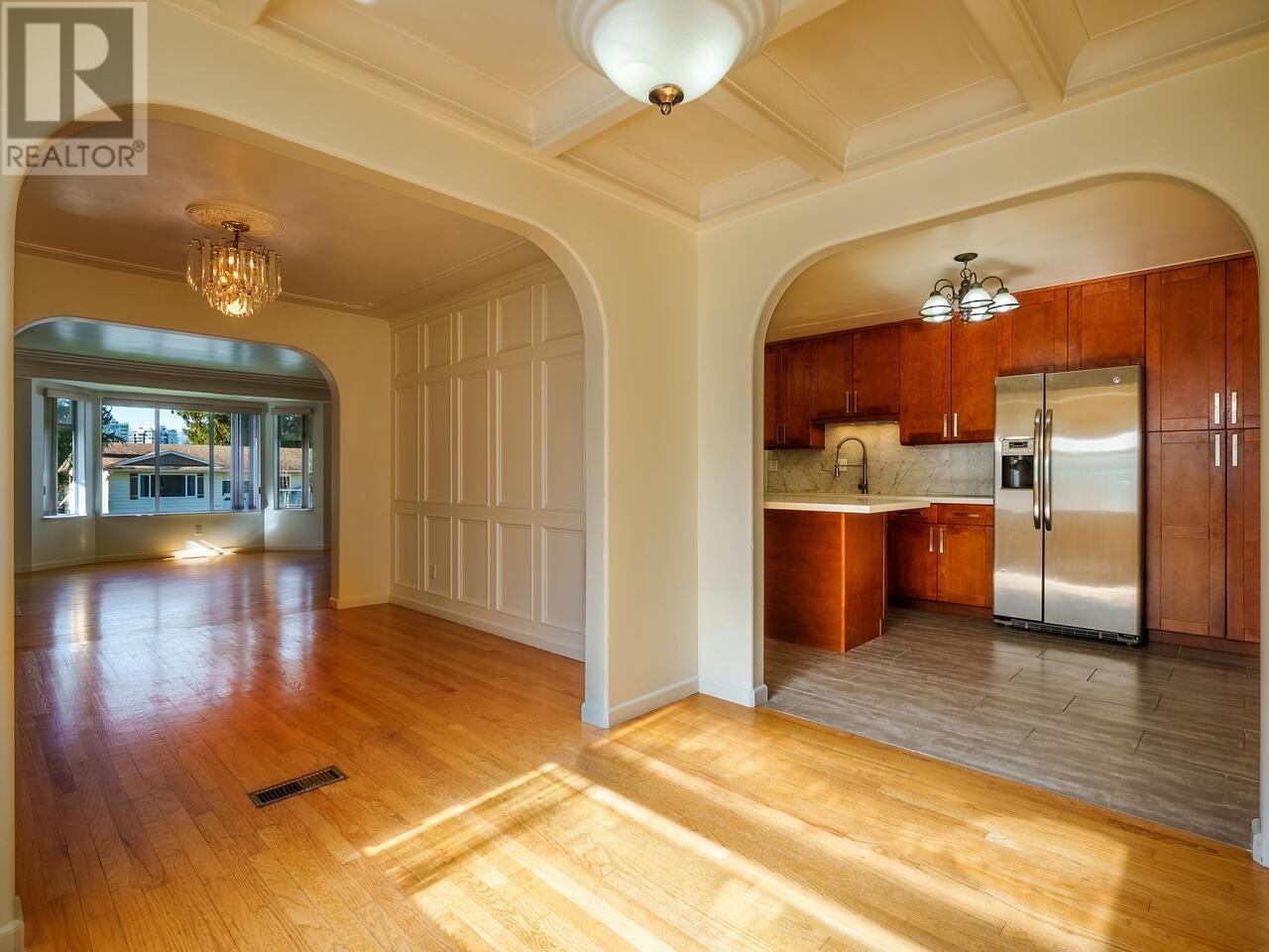 2555 Passage Drive, Coquitlam, British Columbia  V3H 3G4 - Photo 6 - R2971709