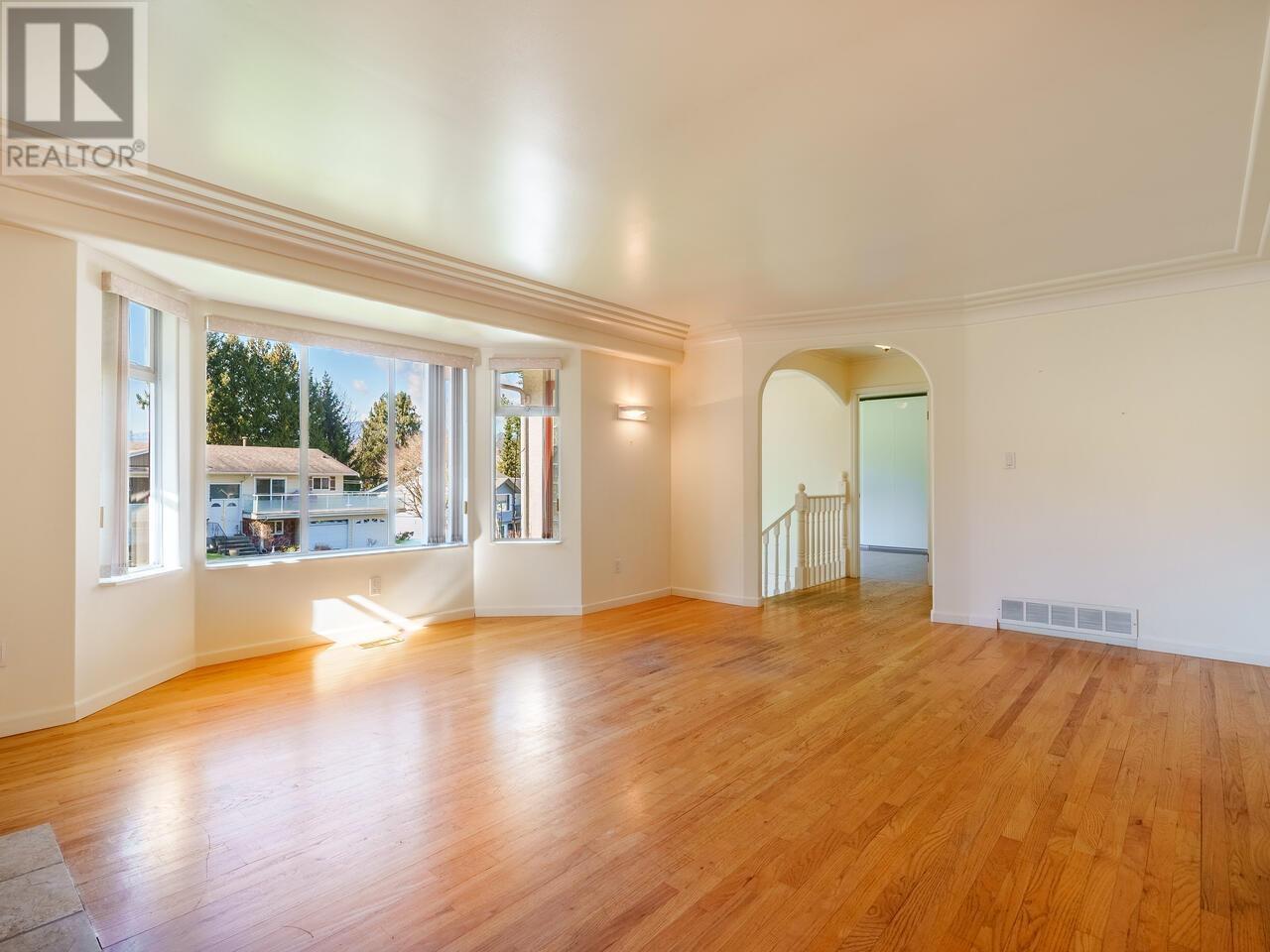 Property at 2555 PASSAGE DRIVE image 4