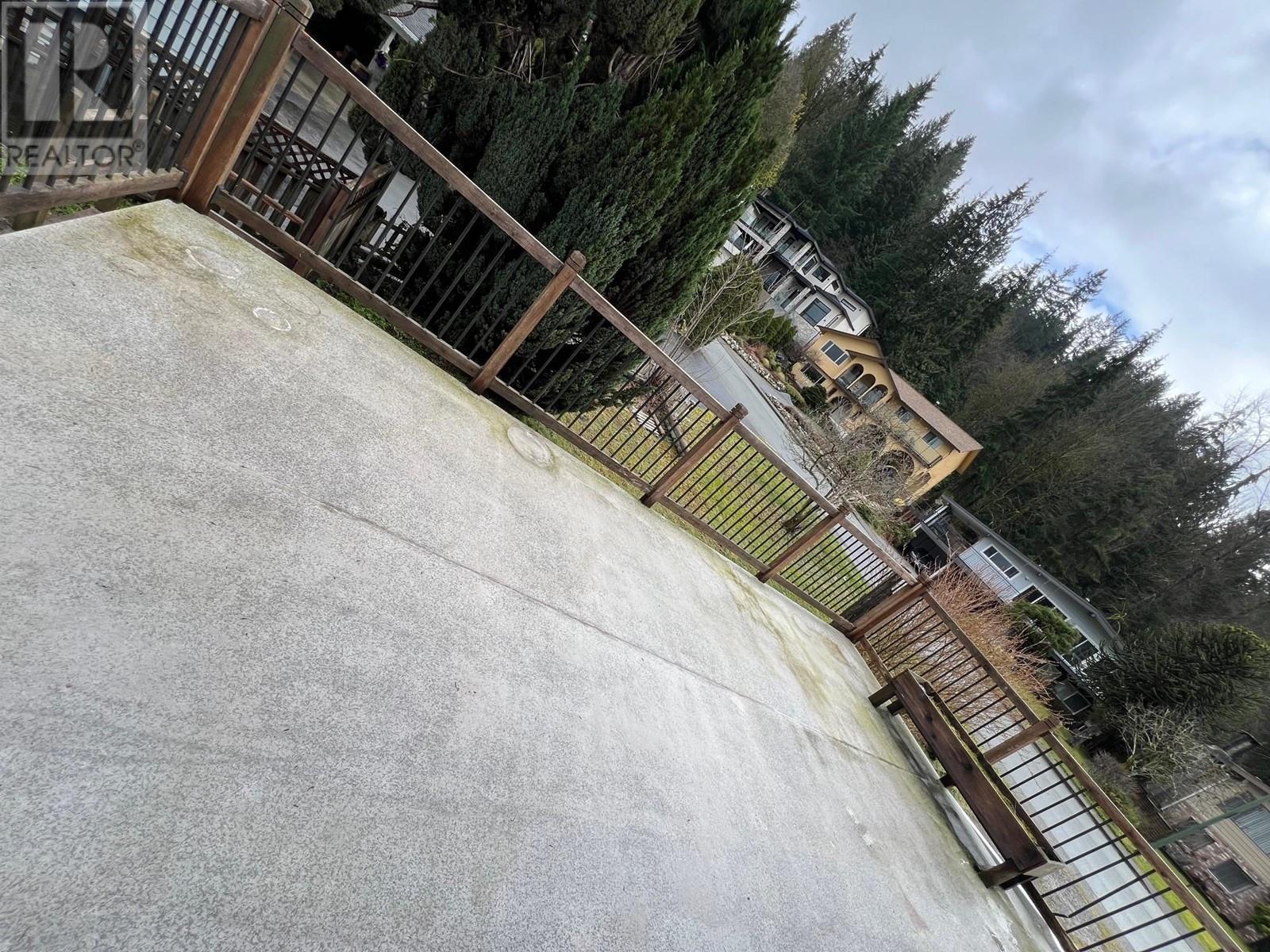 2555 Passage Drive, Coquitlam, British Columbia  V3H 3G4 - Photo 40 - R2971709