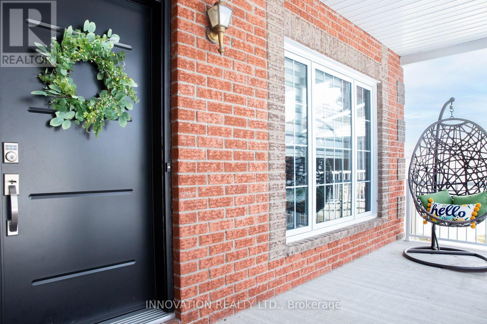 Property at 36 LA PRAIRIE STREET image 2