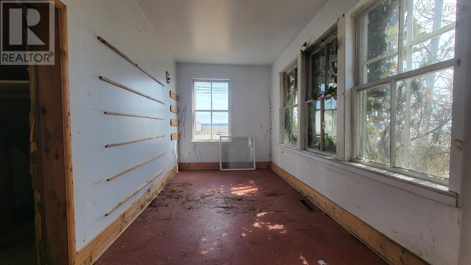 994 Highway 335, West Pubnico, Nova Scotia  B0W 3S0 - Photo 13 - 202505424