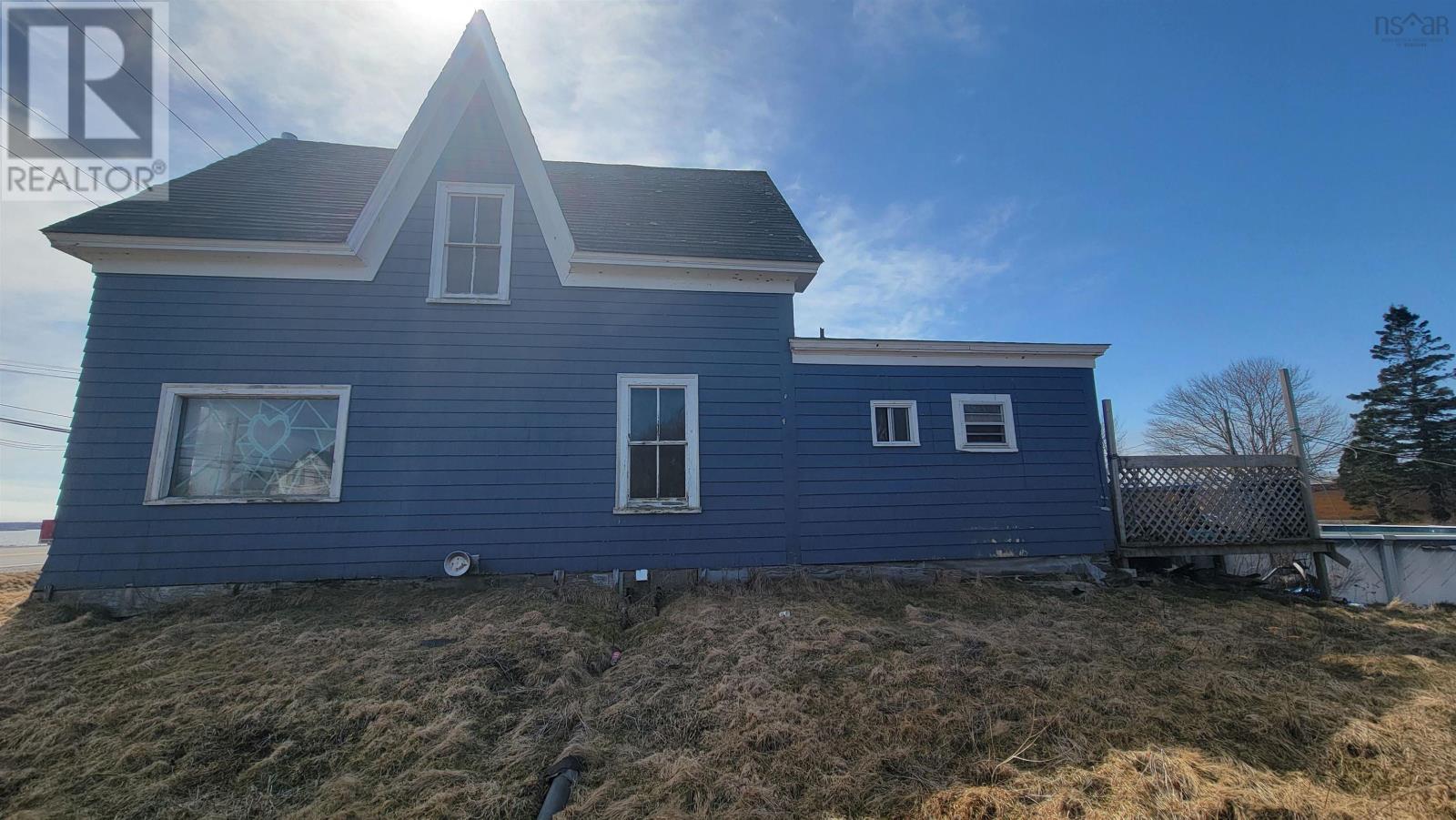 994 Highway 335, West Pubnico, Nova Scotia  B0W 3S0 - Photo 5 - 202505424