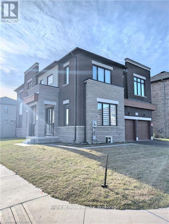 Property at 466 HUMPHREY STREET image 2