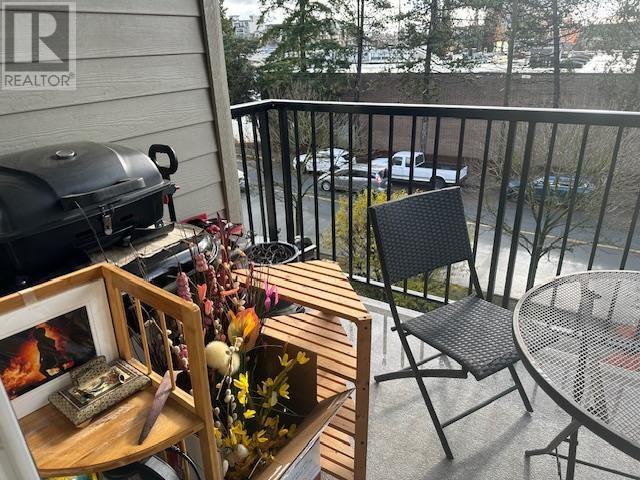 312 12075 Edge Street, Maple Ridge, British Columbia  V2X 9E6 - Photo 4 - R2980288