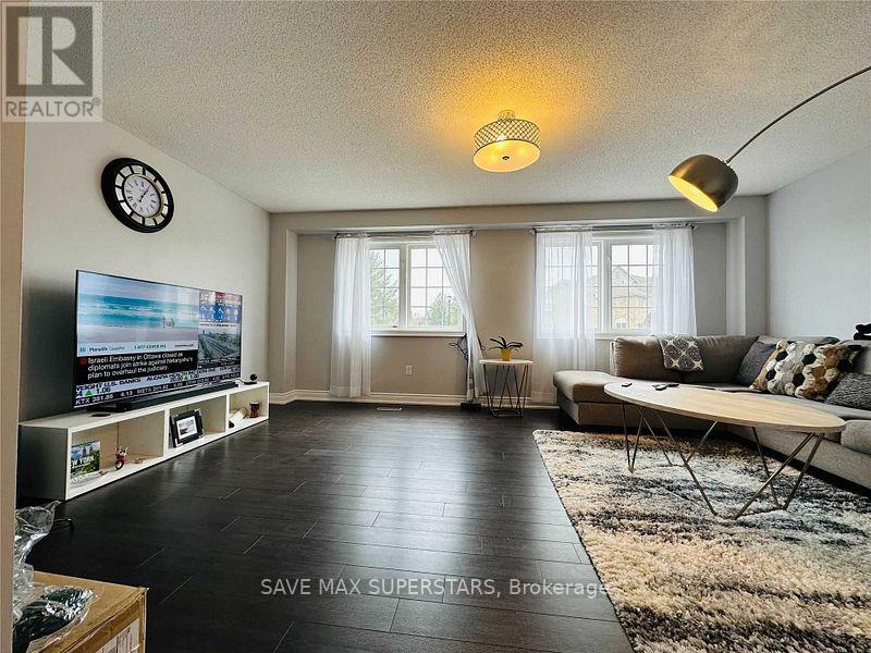 Property at 5 - 49 FERNDALE DRIVE S image 5