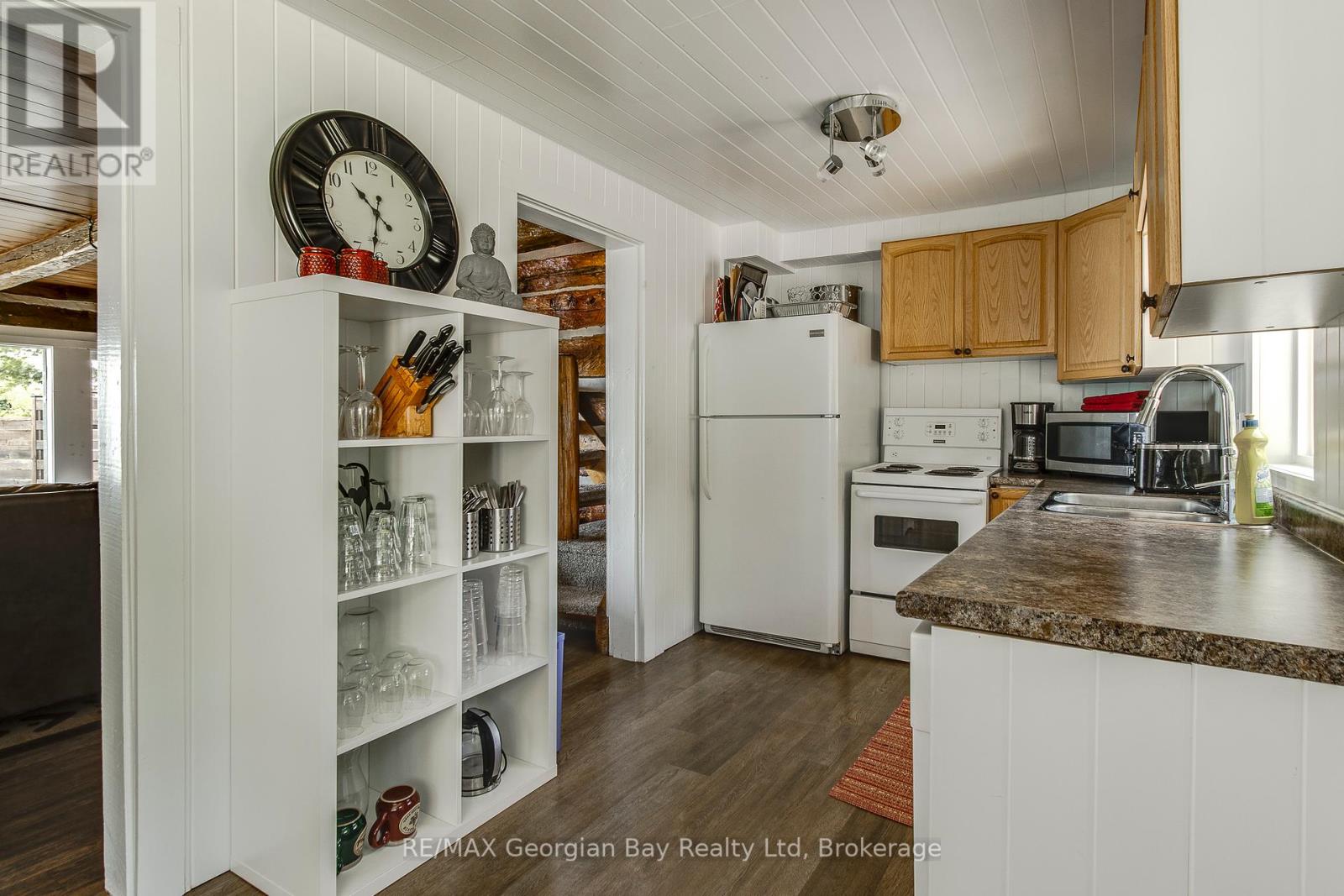 Property at 83 BEACH ROAD image 5
