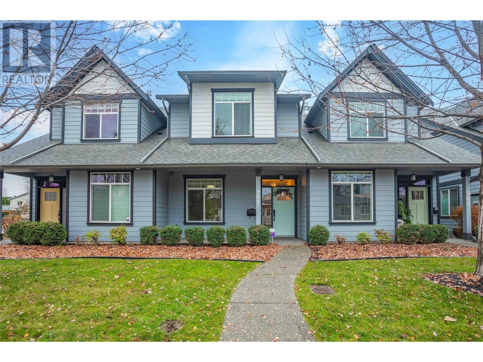 Property at 987 Laurier Avenue image 1