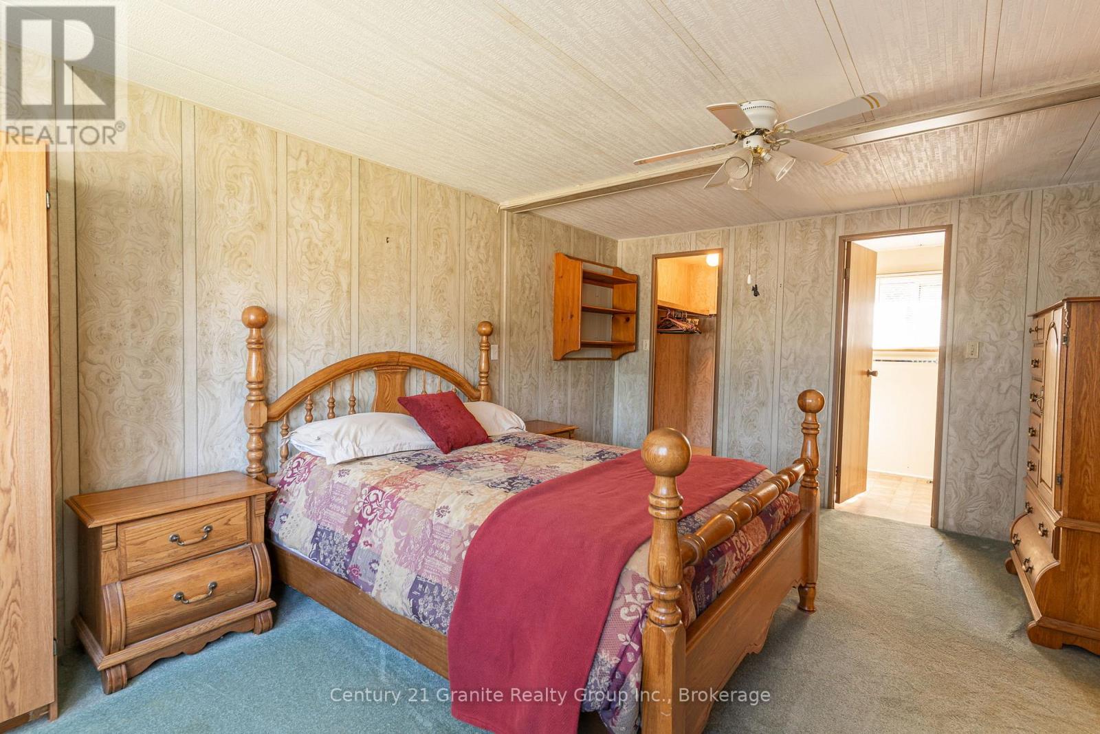 1034 Eighth Lane, Minden Hills, Ontario  K0M 2K0 - Photo 21 - X12032448