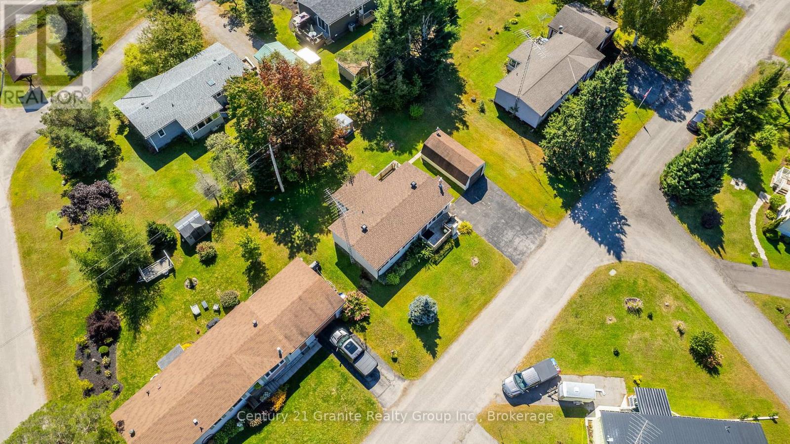 1034 Eighth Lane, Minden Hills, Ontario  K0M 2K0 - Photo 36 - X12032448