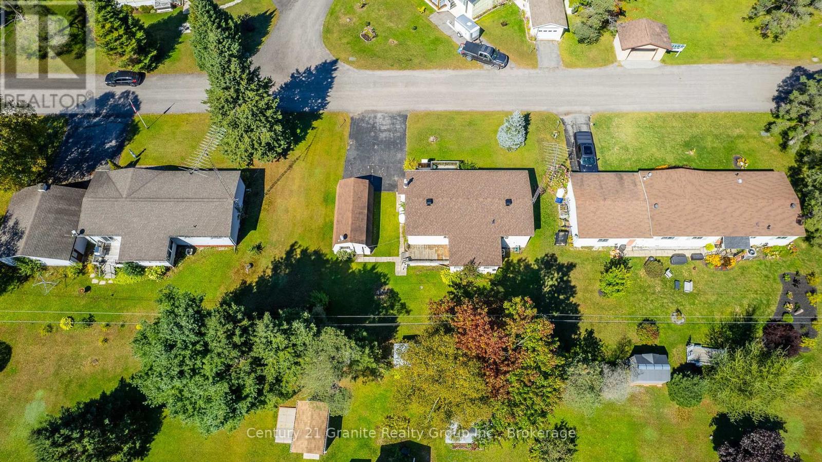 1034 Eighth Lane, Minden Hills, Ontario  K0M 2K0 - Photo 40 - X12032448