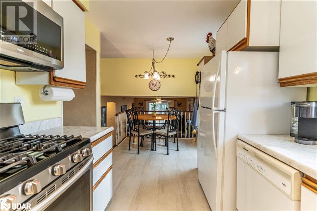 31 Little Avenue, Barrie, Ontario  L4N 2Z4 - Photo 8 - 40708719