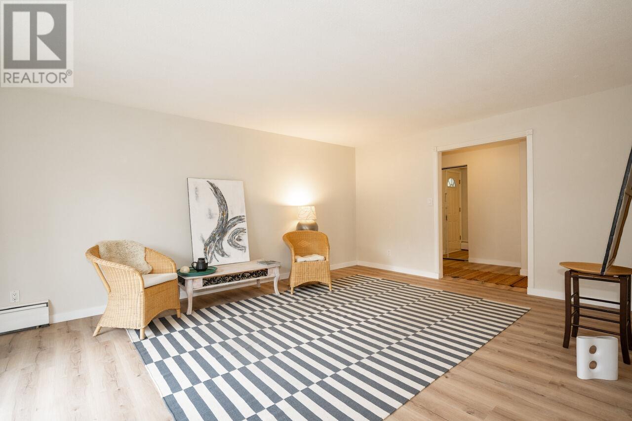 32 884 Premier Street, North Vancouver, British Columbia  V7J 2G8 - Photo 7 - R2980326