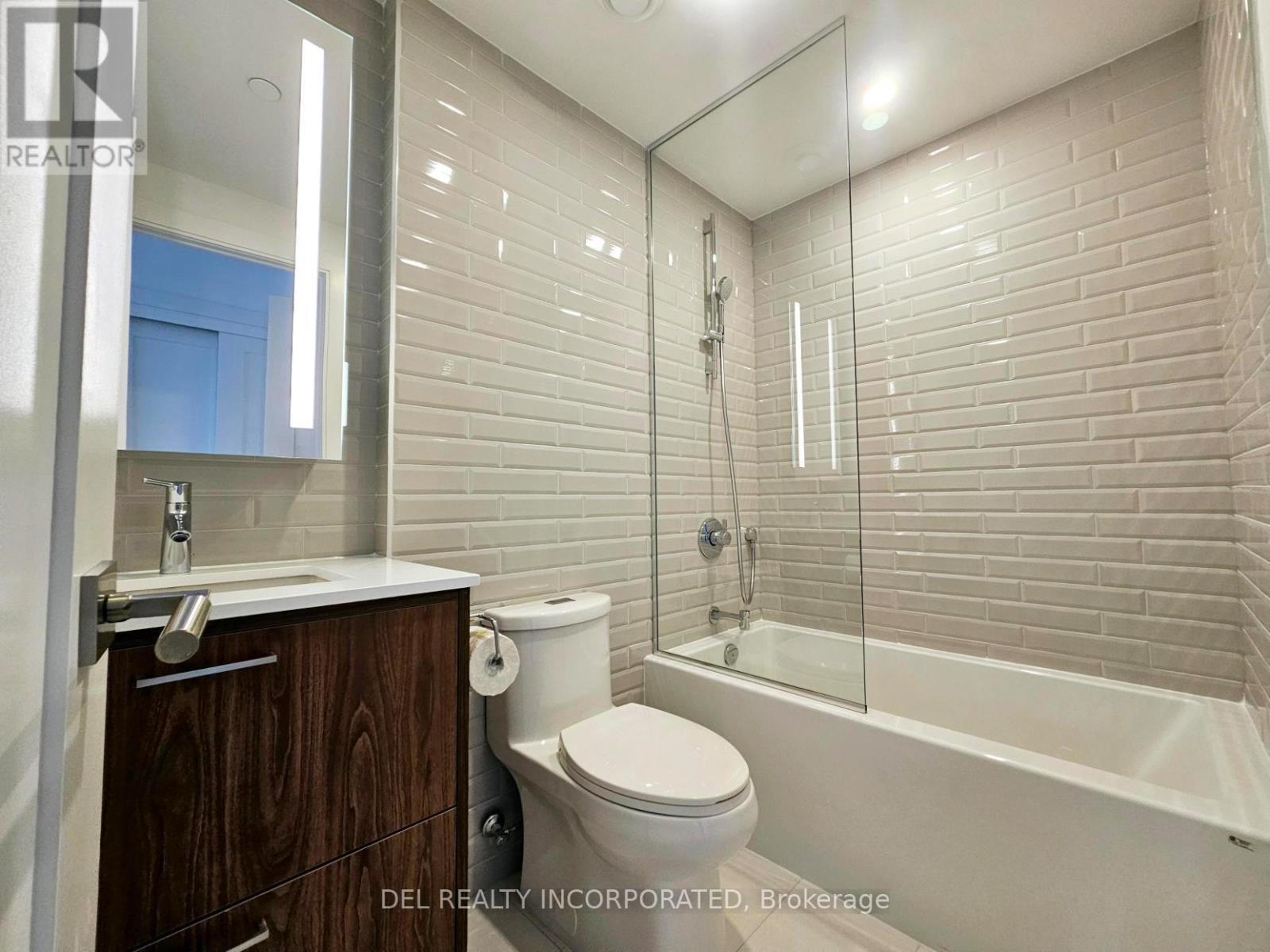 2003 - 10 Inn On The Park Drive, Toronto, Ontario  M3C 0P9 - Photo 22 - C12032481