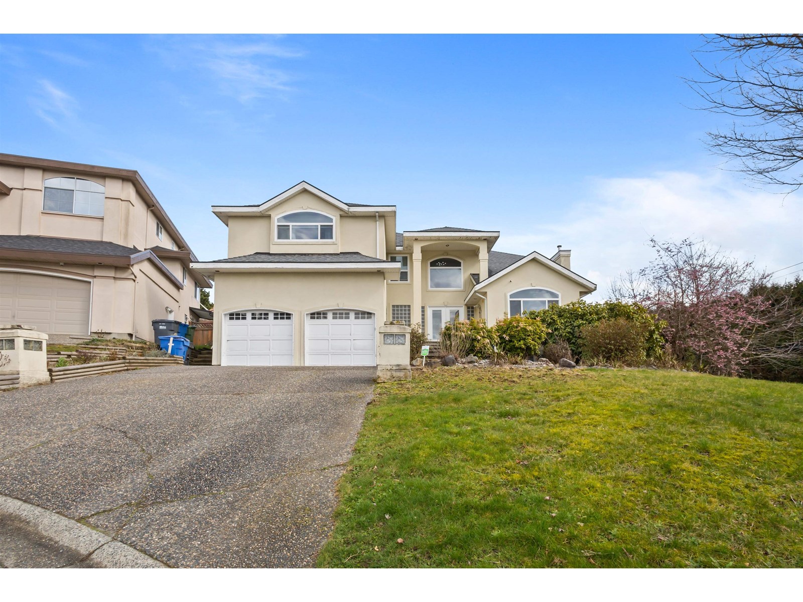 2016 MONTERAY PLACE, Abbotsford, British Columbia