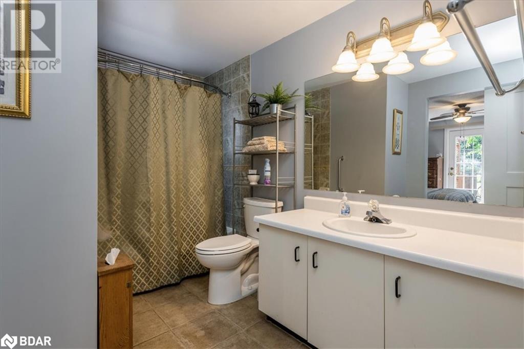 92 Hickling Trail E, Barrie, Ontario  L4M 5T3 - Photo 17 - 40708738