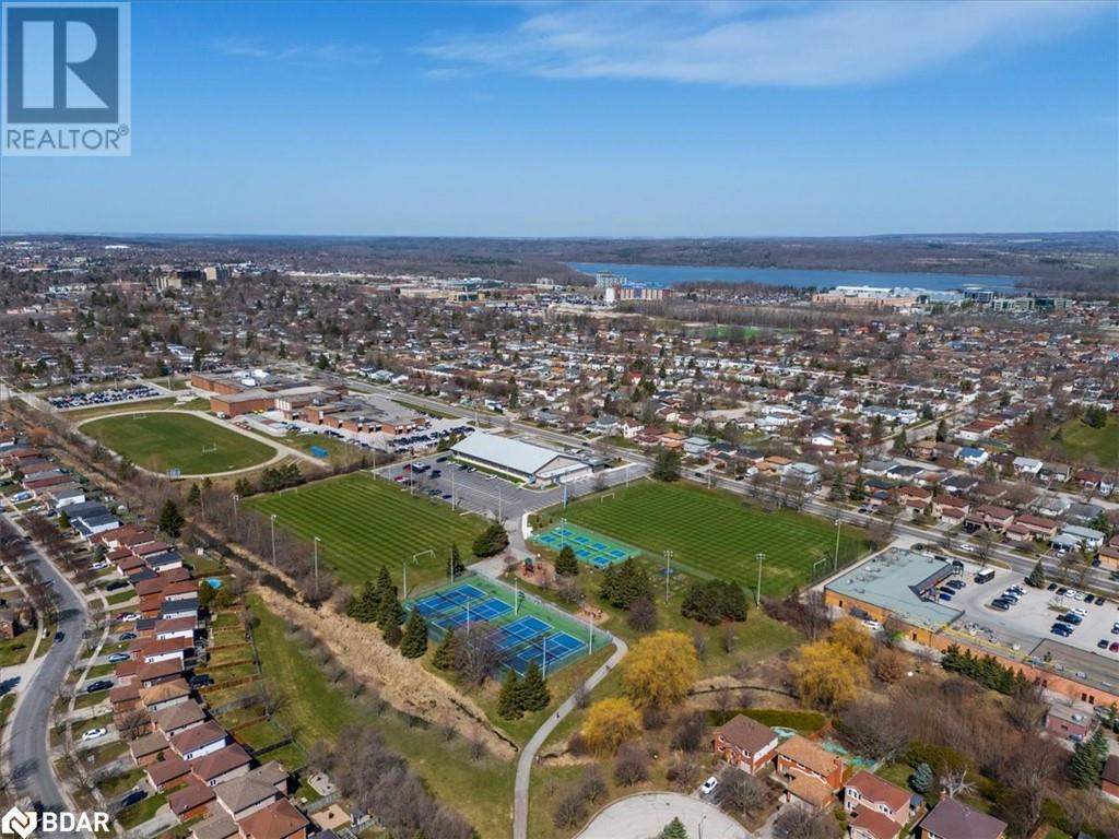 92 Hickling Trail E, Barrie, Ontario  L4M 5T3 - Photo 33 - 40708738