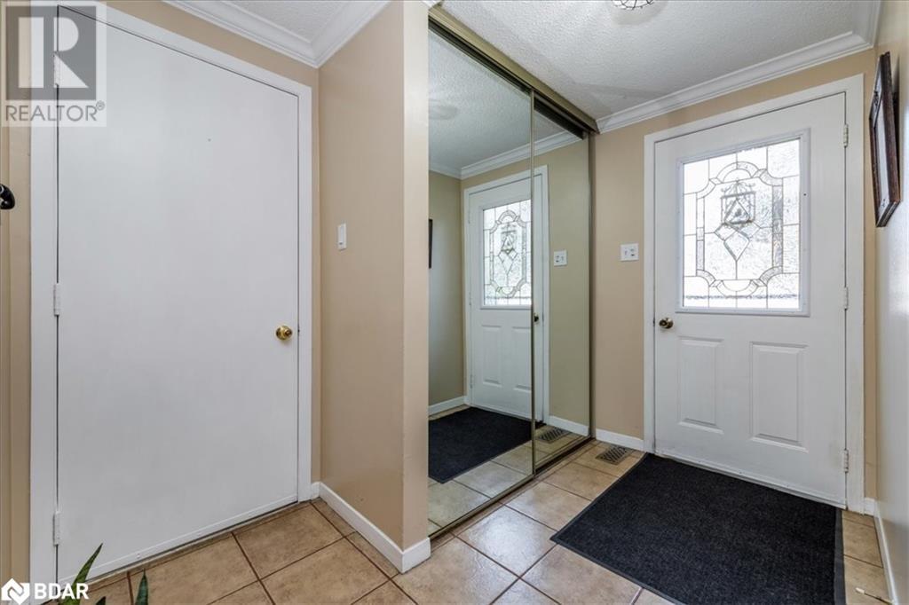 92 Hickling Trail E, Barrie, Ontario  L4M 5T3 - Photo 5 - 40708738
