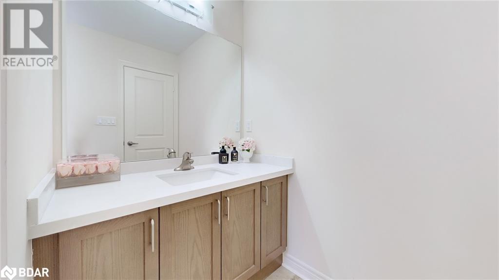 219 Inverness Way, Bradford West Gwillimbury, Ontario  L3Z 0X5 - Photo 39 - 40708704