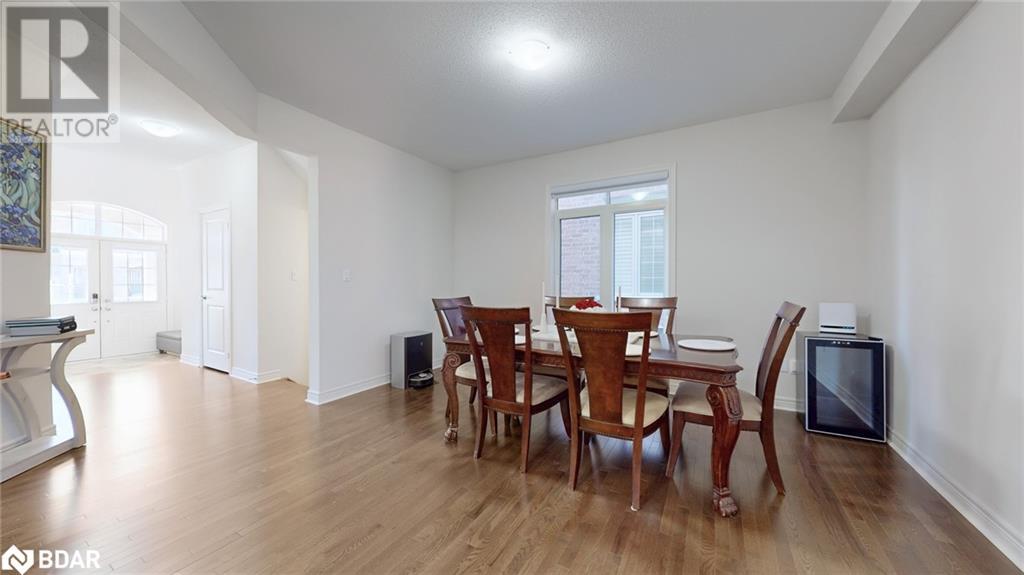 219 Inverness Way, Bradford West Gwillimbury, Ontario  L3Z 0X5 - Photo 8 - 40708704