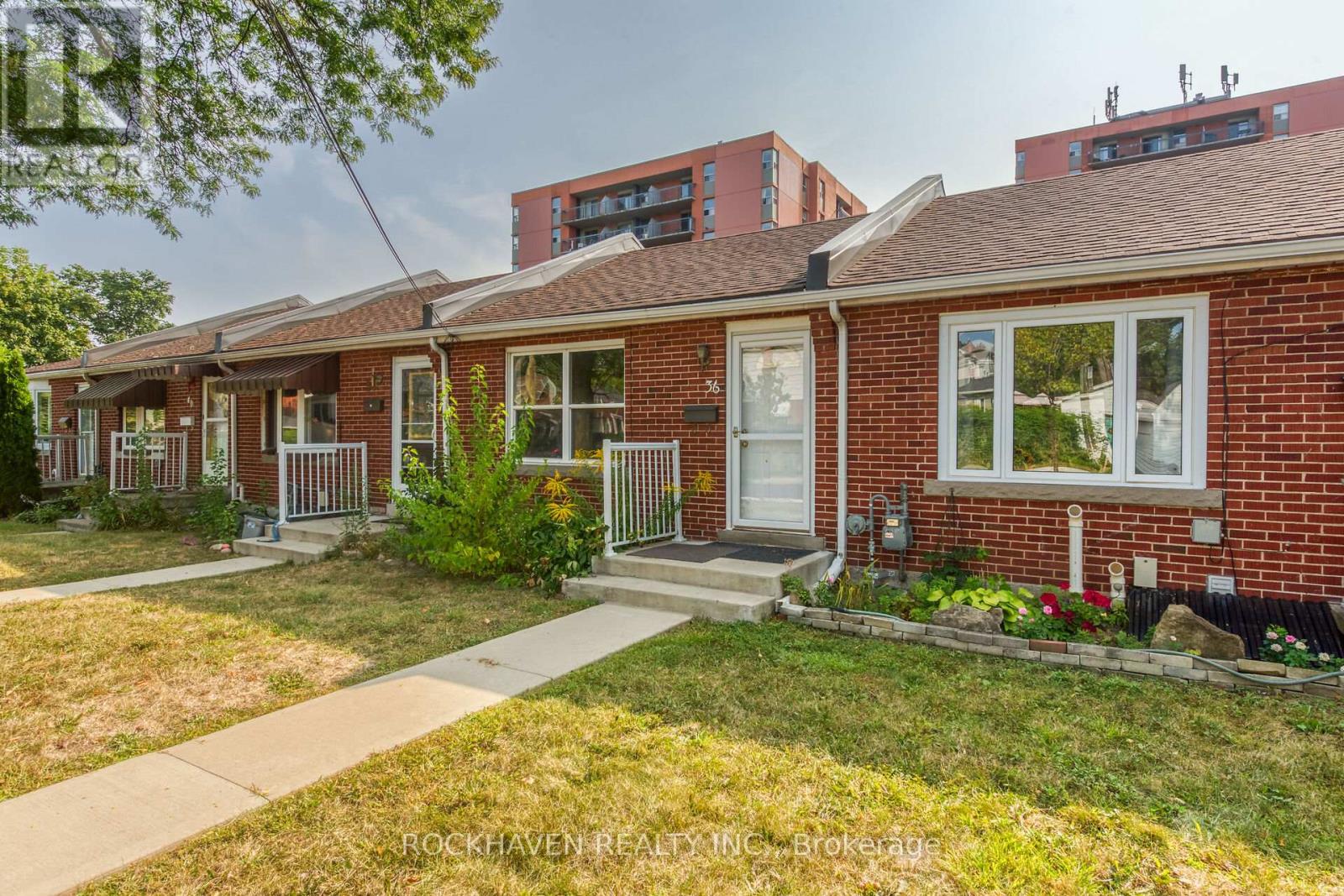 36 Macklin Street N, Hamilton, Ontario  L8S 3S1 - Photo 1 - X12032364