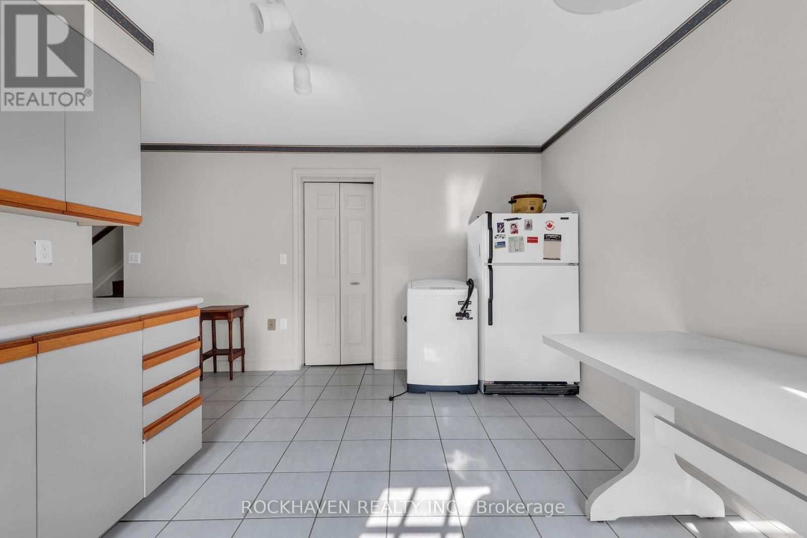 36 Macklin Street N, Hamilton, Ontario  L8S 3S1 - Photo 16 - X12032364