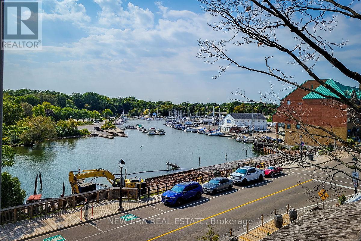 323 - 11 Bronte Road, Oakville (Br Bronte), Ontario  L6L 0E1 - Photo 13 - W12032438