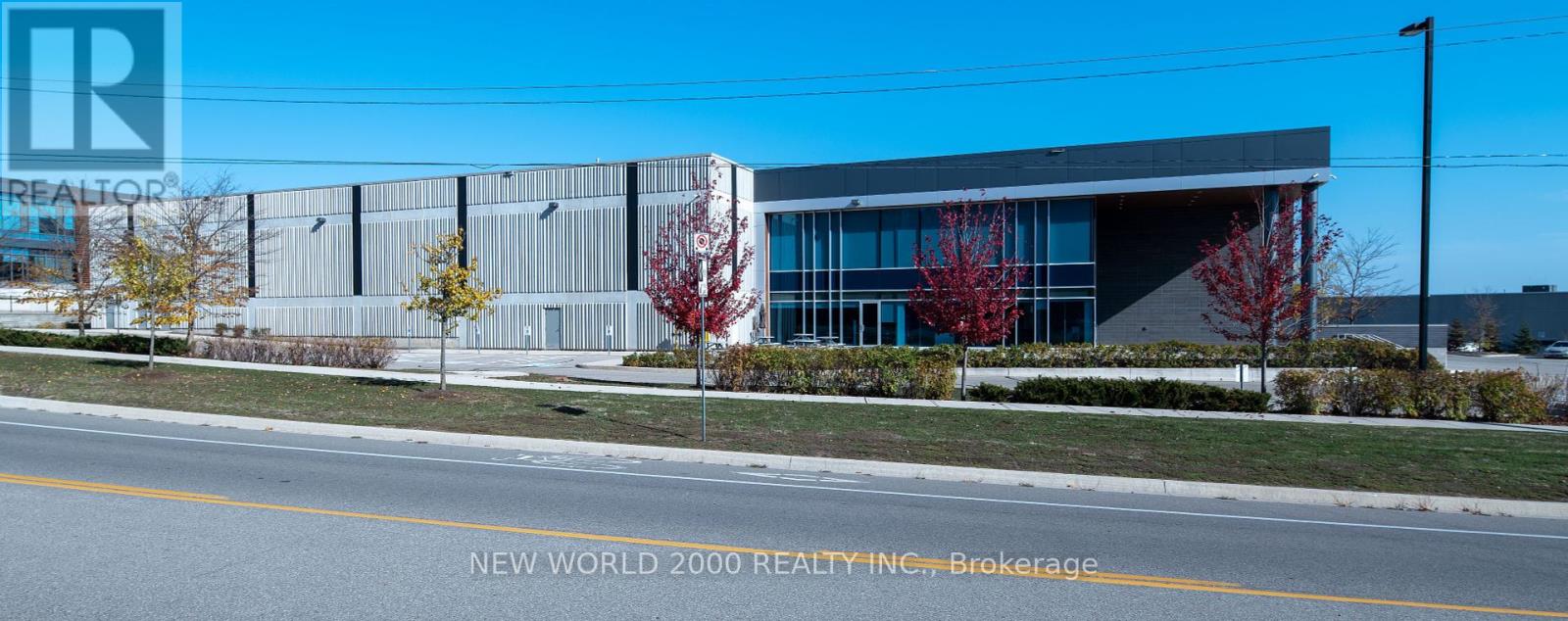 1383 Joshuas Creek Drive, Oakville, Ontario  L6H 7L9 - Photo 2 - W12032508
