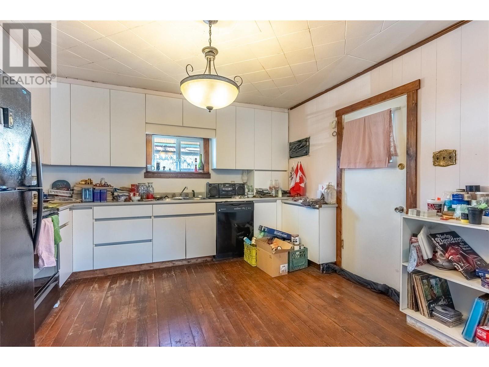 301 Brink Street, Ashcroft, British Columbia  V0K 1A0 - Photo 15 - 10339892