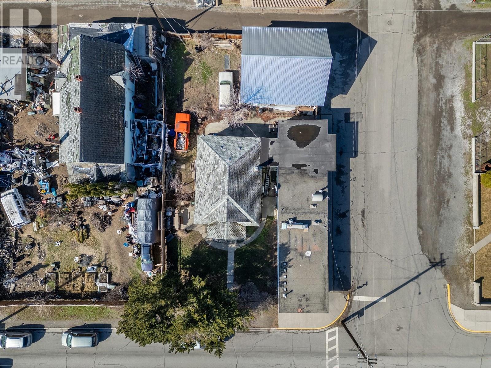 Property at 301 Brink Street image 2