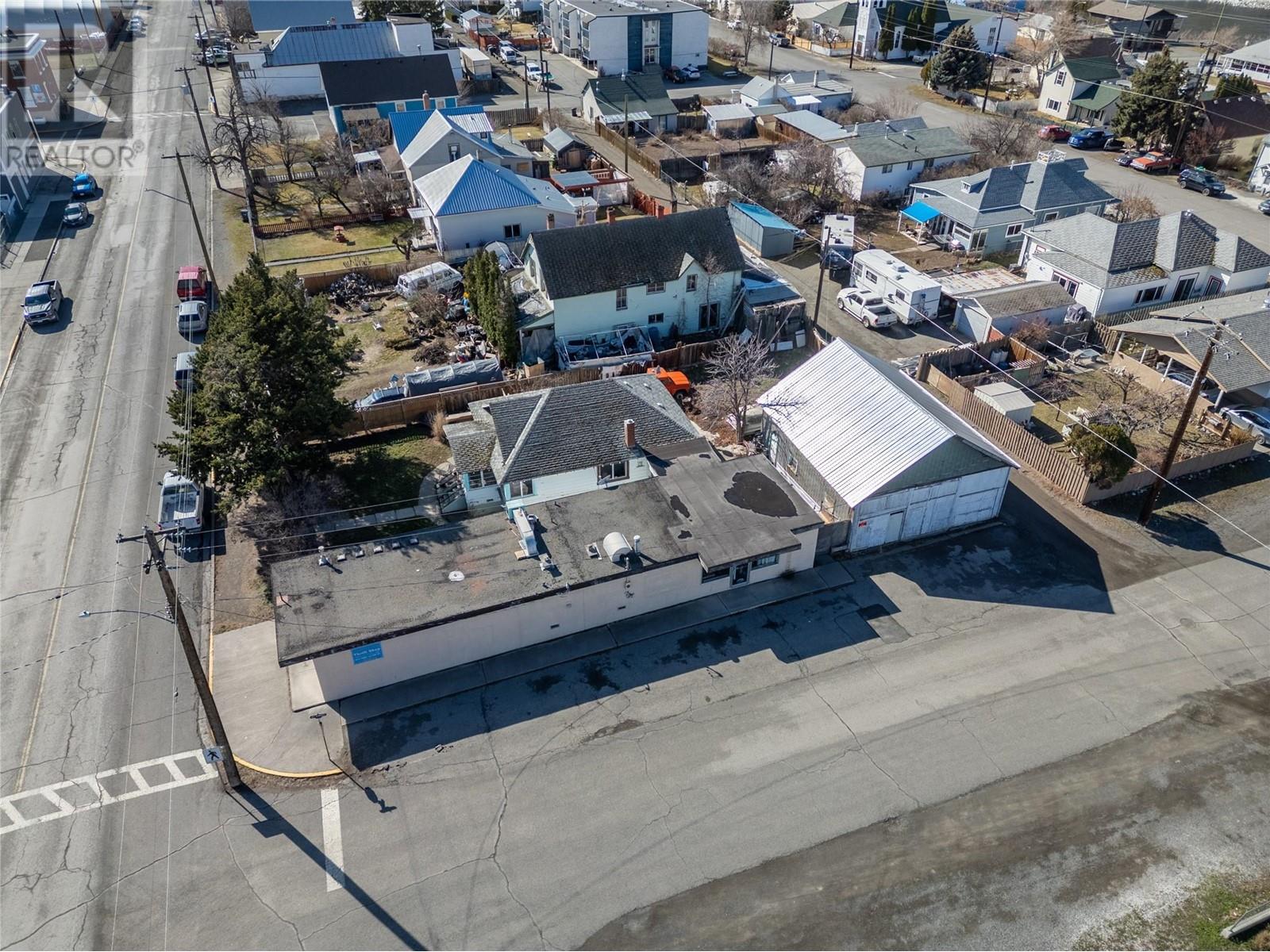 Property at 301 Brink Street image 4